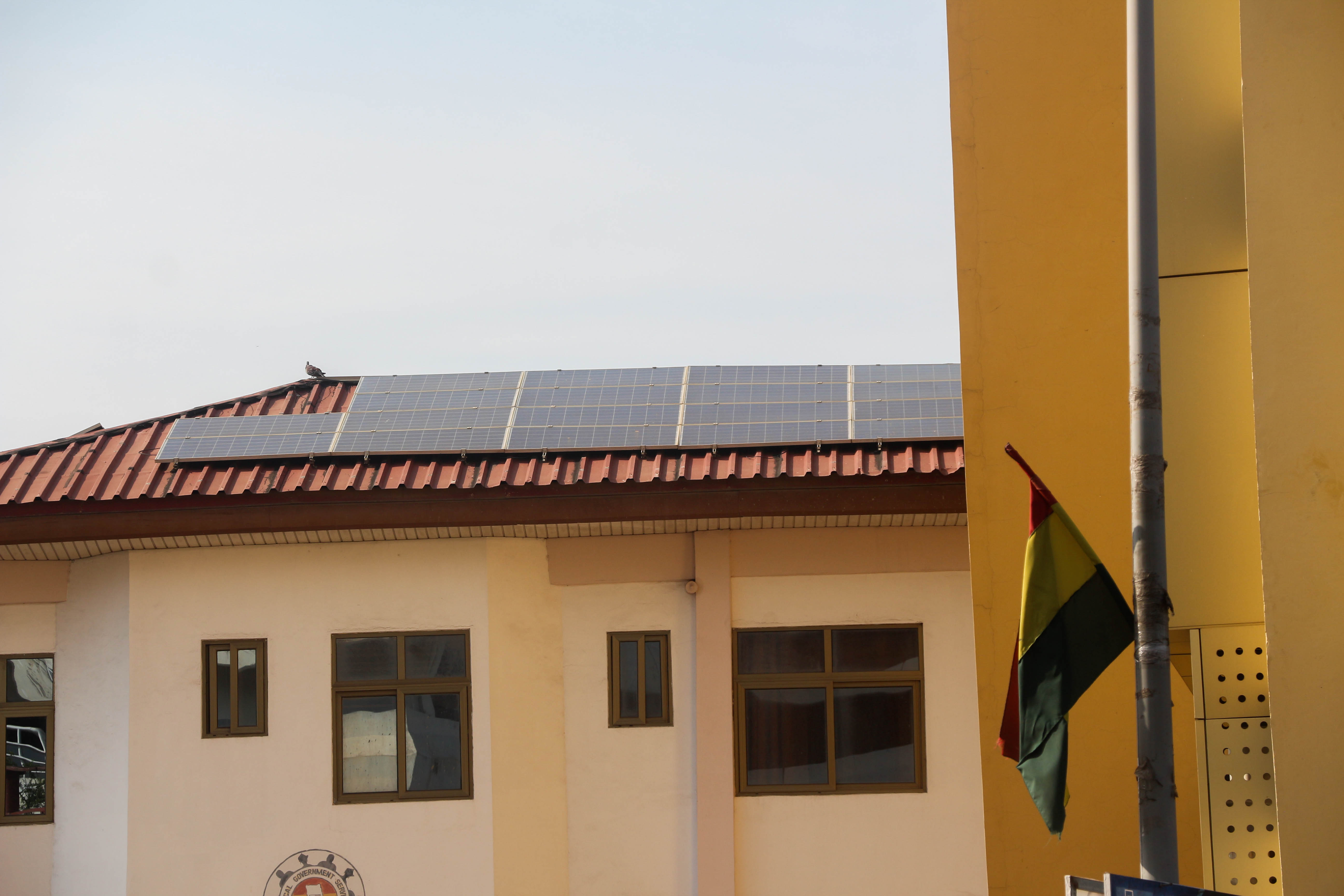 Solar Charge Controllers in Automotive Applications